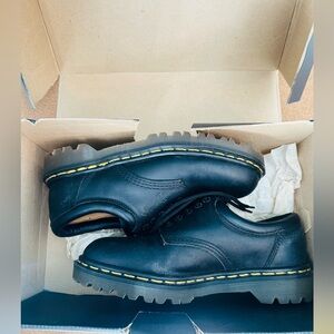 Vintage Dr. Martens 8053 Black Greasy 5 Eyelet Shoe / 8